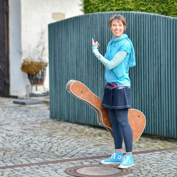 Hasya Esther Gleede Kontakt